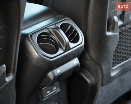 Серый Джип Вранглер, объемом двигателя 2 л и пробегом 50 тыс. км за 37999 $, фото 47 на Automoto.ua