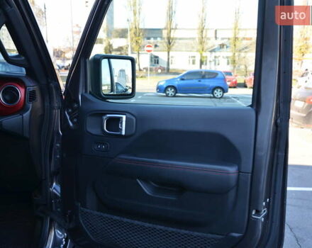 Серый Джип Вранглер, объемом двигателя 2 л и пробегом 50 тыс. км за 37999 $, фото 48 на Automoto.ua