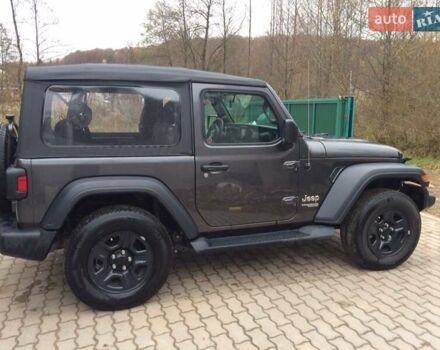 Джип Wrangler 2018 у Львові на Automoto.ua Сірий Джип Wrangler, об'ємом двигуна 3.6 л та пробігом 17 тис. км за 32000 $, фото 3 на Automoto.ua
