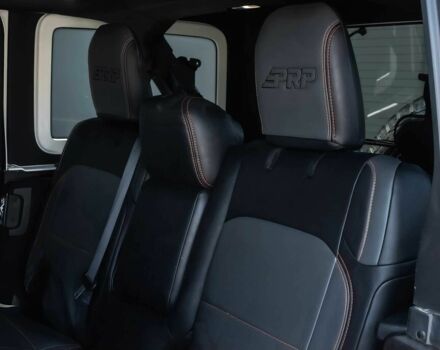 Сірий Джип Wrangler, об'ємом двигуна 3.6 л та пробігом 57 тис. км за 6500 $, фото 14 на Automoto.ua