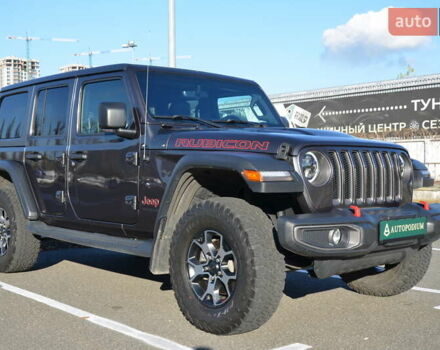 Серый Джип Вранглер, объемом двигателя 2 л и пробегом 50 тыс. км за 37999 $, фото 2 на Automoto.ua