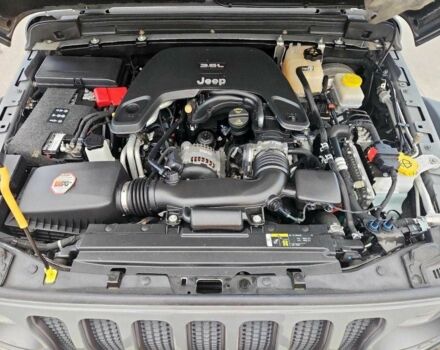 Серый Джип Вранглер, объемом двигателя 3.6 л и пробегом 139 тыс. км за 7400 $, фото 11 на Automoto.ua