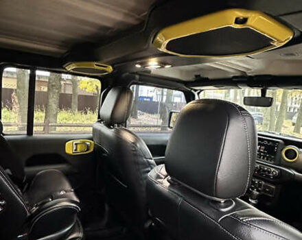 Джип Wrangler 2019 у Софіївська Борщагівка на Automoto.ua Сірий Джип Wrangler, об'ємом двигуна 2 л та пробігом 82 тис. км за 35999 $, фото 26 на Automoto.ua