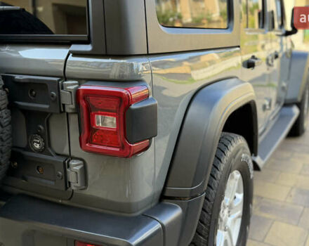 Сірий Джип Wrangler, об'ємом двигуна 3.6 л та пробігом 90 тис. км за 31900 $, фото 16 на Automoto.ua