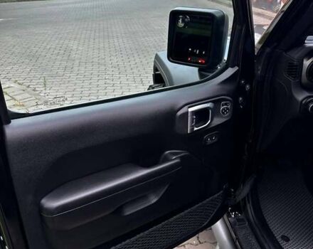 Сірий Джип Wrangler, об'ємом двигуна 2 л та пробігом 28 тис. км за 32000 $, фото 16 на Automoto.ua