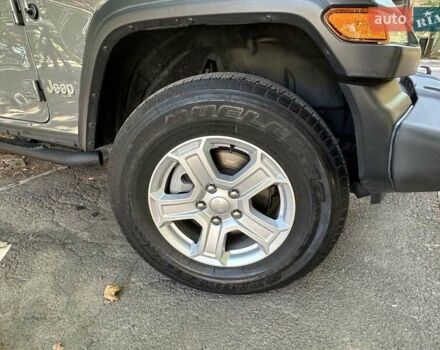 Джип Вранглер 2019 в Одессе на Automoto.ua Серый Джип Вранглер, объемом двигателя 3.6 л и пробегом 55 тыс. км за 39999 $, фото 14 на Automoto.ua