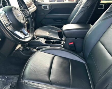 Сірий Джип Wrangler, об'ємом двигуна 3.6 л та пробігом 43 тис. км за 23200 $, фото 6 на Automoto.ua