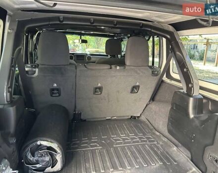 Сірий Джип Wrangler, об'ємом двигуна 3.6 л та пробігом 55 тис. км за 39999 $, фото 3 на Automoto.ua