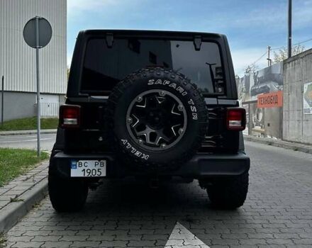 Сірий Джип Wrangler, об'ємом двигуна 2 л та пробігом 28 тис. км за 32000 $, фото 5 на Automoto.ua