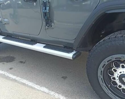 Серый Джип Вранглер, объемом двигателя 2 л и пробегом 89 тыс. км за 33000 $, фото 2 на Automoto.ua