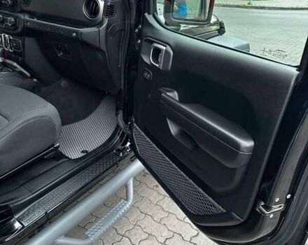 Сірий Джип Wrangler, об'ємом двигуна 2 л та пробігом 28 тис. км за 32000 $, фото 20 на Automoto.ua