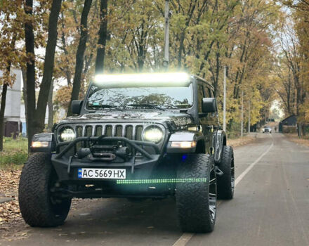 Джип Wrangler 2019 у Софіївська Борщагівка на Automoto.ua Сірий Джип Wrangler, об'ємом двигуна 2 л та пробігом 82 тис. км за 35999 $, фото 17 на Automoto.ua