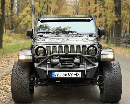 Джип Wrangler 2019 у Софіївська Борщагівка на Automoto.ua Сірий Джип Wrangler, об'ємом двигуна 2 л та пробігом 82 тис. км за 35999 $, фото 3 на Automoto.ua