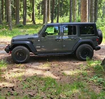Сірий Джип Wrangler, об'ємом двигуна 2.99 л та пробігом 86 тис. км за 39500 $, фото 13 на Automoto.ua