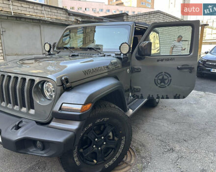 Сірий Джип Wrangler, об'ємом двигуна 3.6 л та пробігом 22 тис. км за 37000 $, фото 2 на Automoto.ua