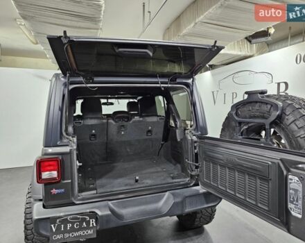 Серый Джип Вранглер, объемом двигателя 3.6 л и пробегом 50 тыс. км за 45000 $, фото 4 на Automoto.ua