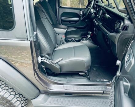 Джип Вранглер 2021 в Киеве на Automoto.ua Серый Джип Вранглер, объемом двигателя 3.6 л и пробегом 142 тыс. км за 31000 $, фото 20 на Automoto.ua