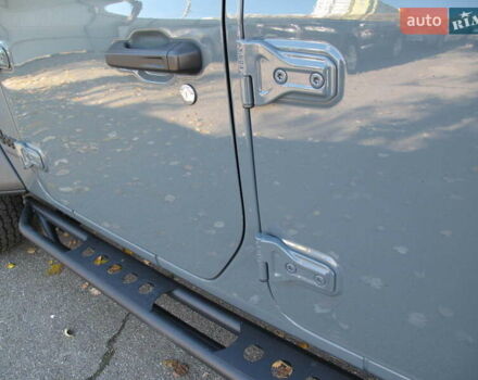 Сірий Джип Wrangler, об'ємом двигуна 2 л та пробігом 21 тис. км за 43900 $, фото 43 на Automoto.ua