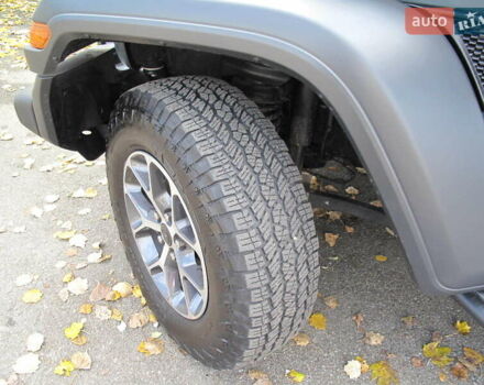 Сірий Джип Wrangler, об'ємом двигуна 2 л та пробігом 21 тис. км за 43900 $, фото 79 на Automoto.ua