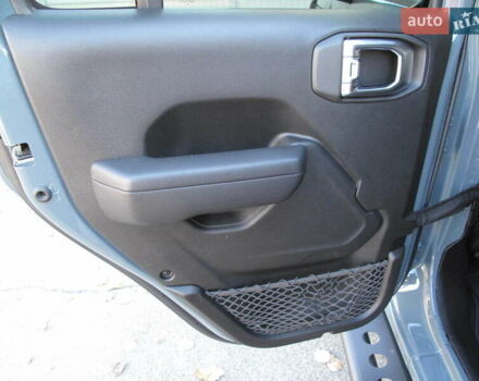 Сірий Джип Wrangler, об'ємом двигуна 2 л та пробігом 21 тис. км за 43900 $, фото 46 на Automoto.ua