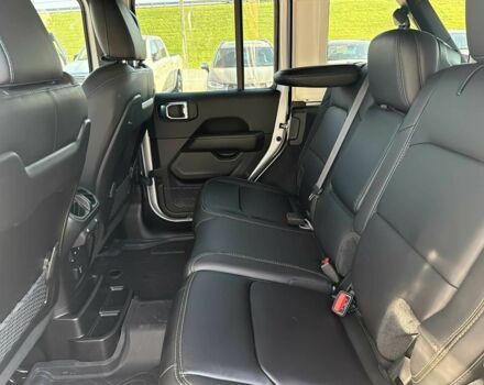 Сірий Джип Wrangler, об'ємом двигуна 6.4 л та пробігом 30 тис. км за 40000 $, фото 10 на Automoto.ua