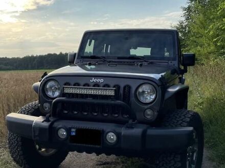 Джип Wrangler 2016 у Києві на Automoto.ua Сірий Джип Wrangler, об'ємом двигуна 3.6 л та пробігом 108 тис. км за 30000 $, фото 1 на Automoto.ua