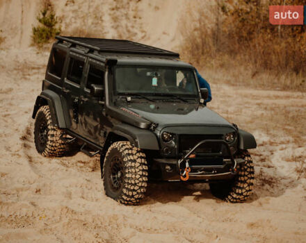 Серый Джип Вранглер, объемом двигателя 3.6 л и пробегом 100 тыс. км за 35000 $, фото 1 на Automoto.ua