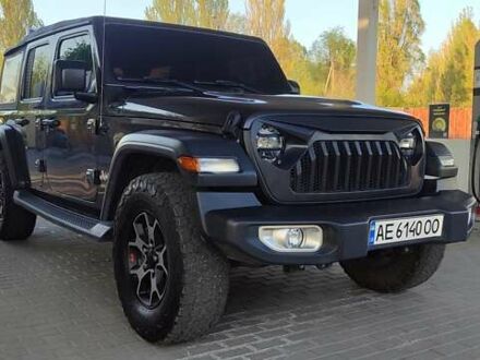 Джип Wrangler 2018 у Дніпро (Дніпропетровську) на Automoto.ua Сірий Джип Wrangler, об'ємом двигуна 3.61 л та пробігом 83 тис. км за 28000 $, фото 1 на Automoto.ua