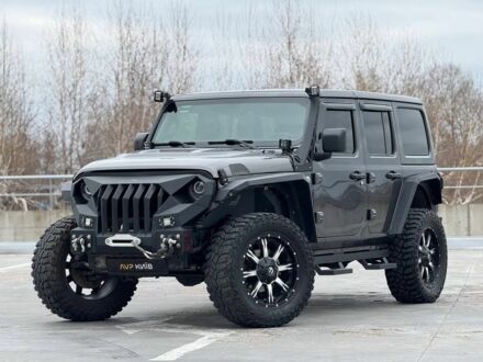 Джип Wrangler 2018 у Києві на Automoto.ua Сірий Джип Wrangler, об'ємом двигуна 2 л та пробігом 67 тис. км за 39950 $, фото 1 на Automoto.ua