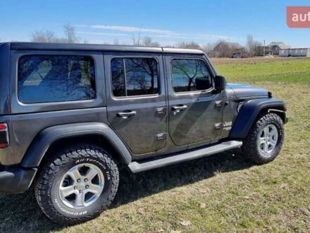 Джип Wrangler 2019 у Луцьку на Automoto.ua Сірий Джип Wrangler, об'ємом двигуна 3.6 л та пробігом 70 тис. км за 34900 $, фото 1 на Automoto.ua