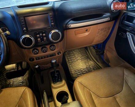 Синий Джип Вранглер, объемом двигателя 2.77 л и пробегом 163 тыс. км за 32960 $, фото 15 на Automoto.ua