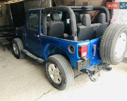 Джип Вранглер 2015 в Херсоне на Automoto.ua Синий Джип Вранглер, объемом двигателя 3.6 л и пробегом 160 тыс. км за 20000 $, фото 7 на Automoto.ua