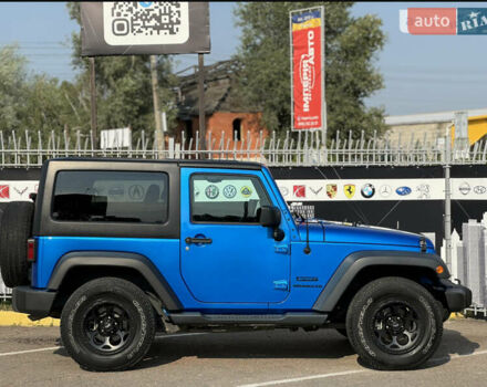 Джип Вранглер 2015 в Херсоне на Automoto.ua Синий Джип Вранглер, объемом двигателя 3.6 л и пробегом 160 тыс. км за 20000 $, фото 1 на Automoto.ua