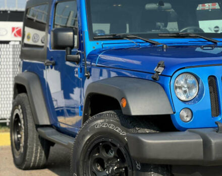 Джип Вранглер 2015 в Херсоне на Automoto.ua Синий Джип Вранглер, объемом двигателя 3.6 л и пробегом 160 тыс. км за 20000 $, фото 4 на Automoto.ua