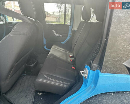 Джип Вранглер 2018 в Одессе на Automoto.ua Синий Джип Вранглер, объемом двигателя 3.61 л и пробегом 80 тыс. км за 45000 $, фото 42 на Automoto.ua