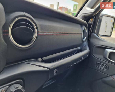 Джип Вранглер 2020 в Киеве на Automoto.ua Синий Джип Вранглер, объемом двигателя 3 л и пробегом 56 тыс. км за 37000 $, фото 27 на Automoto.ua