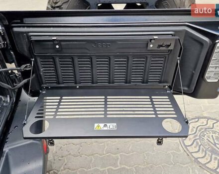 Джип Вранглер 2020 в Киеве на Automoto.ua Синий Джип Вранглер, объемом двигателя 3 л и пробегом 56 тыс. км за 37000 $, фото 20 на Automoto.ua