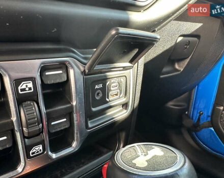 Синий Джип Вранглер, объемом двигателя 2 л и пробегом 49 тыс. км за 35500 $, фото 40 на Automoto.ua