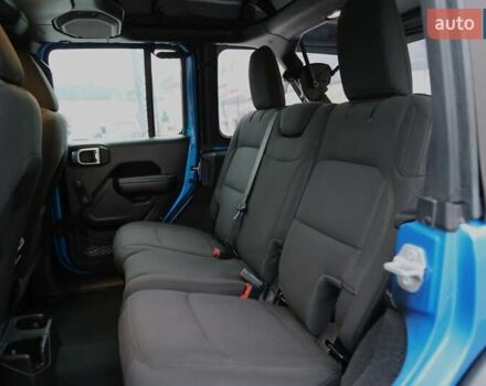 Синий Джип Вранглер, объемом двигателя 2 л и пробегом 30 тыс. км за 32000 $, фото 15 на Automoto.ua