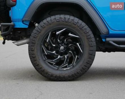 Синий Джип Вранглер, объемом двигателя 2 л и пробегом 30 тыс. км за 32000 $, фото 9 на Automoto.ua