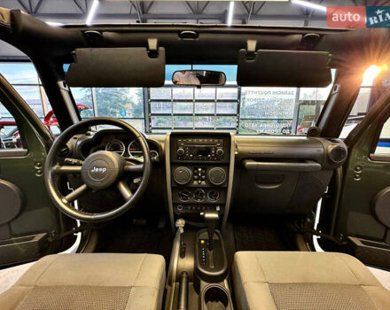 Зеленый Джип Вранглер, объемом двигателя 2.78 л и пробегом 148 тыс. км за 22000 $, фото 7 на Automoto.ua