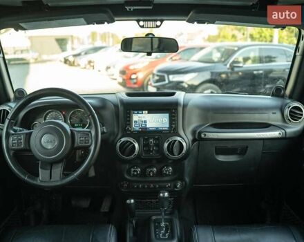 Зелений Джип Wrangler, об'ємом двигуна 2.78 л та пробігом 135 тис. км за 26900 $, фото 29 на Automoto.ua