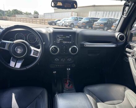 Зеленый Джип Вранглер, объемом двигателя 3.6 л и пробегом 80 тыс. км за 14500 $, фото 9 на Automoto.ua