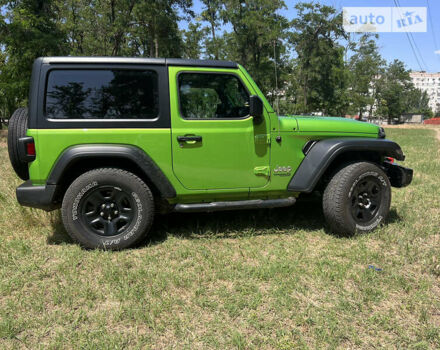 Зелений Джип Wrangler, об'ємом двигуна 3.6 л та пробігом 41 тис. км за 39000 $, фото 3 на Automoto.ua