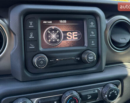 Зелений Джип Wrangler, об'ємом двигуна 2 л та пробігом 104 тис. км за 28850 $, фото 14 на Automoto.ua
