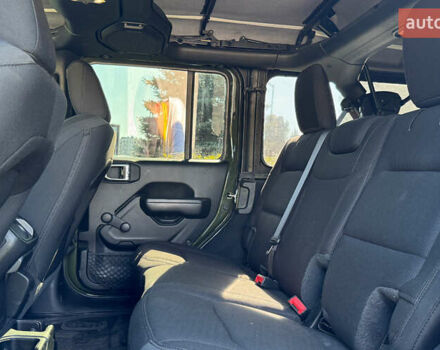 Зелений Джип Wrangler, об'ємом двигуна 2 л та пробігом 104 тис. км за 28850 $, фото 15 на Automoto.ua