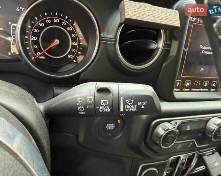 Зелений Джип Wrangler, об'ємом двигуна 3.6 л та пробігом 57 тис. км за 48900 $, фото 18 на Automoto.ua