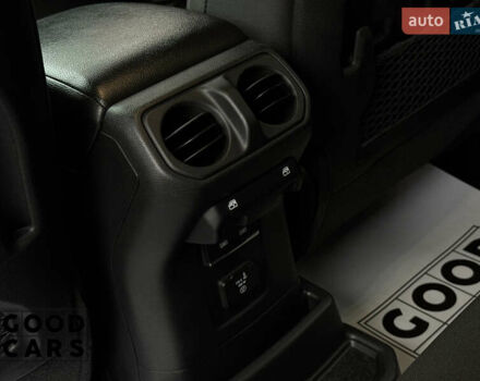 Зеленый Джип Вранглер, объемом двигателя 2 л и пробегом 31 тыс. км за 45000 $, фото 29 на Automoto.ua