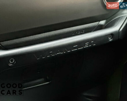 Зеленый Джип Вранглер, объемом двигателя 2 л и пробегом 31 тыс. км за 45000 $, фото 41 на Automoto.ua