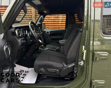 Зеленый Джип Вранглер, объемом двигателя 2 л и пробегом 31 тыс. км за 45000 $, фото 24 на Automoto.ua